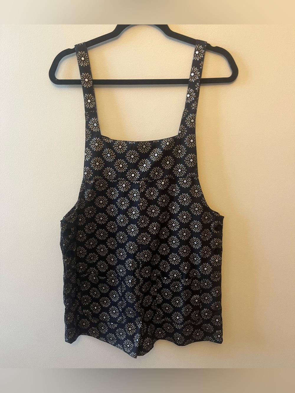 Earthbound Trading Co Overall Romper Metallic Daisy Print Women's Size Small